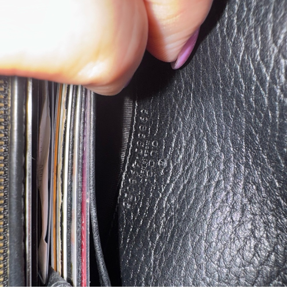 Gucci GG Marmont bi-color  Black Women's medium Wallet - Picture 8 of 8